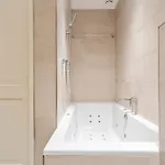 Apartamento Sandhues Beachfront *