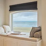 Sandhues Beachfront