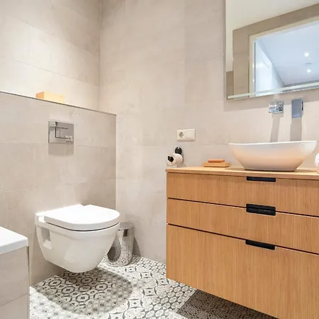 Sandhues Beachfront شقة زاندفورت