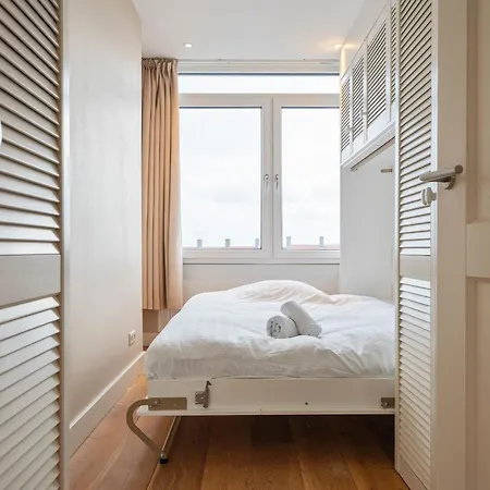 شقة Sandhues Beachfront *