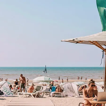 Appartement Sandhues Beachfront