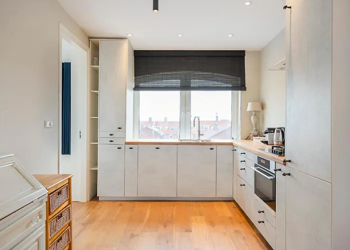 Sandhues Beachfront Appartement *