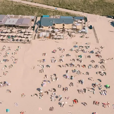 Sandhues Beachfront 잔드보르트